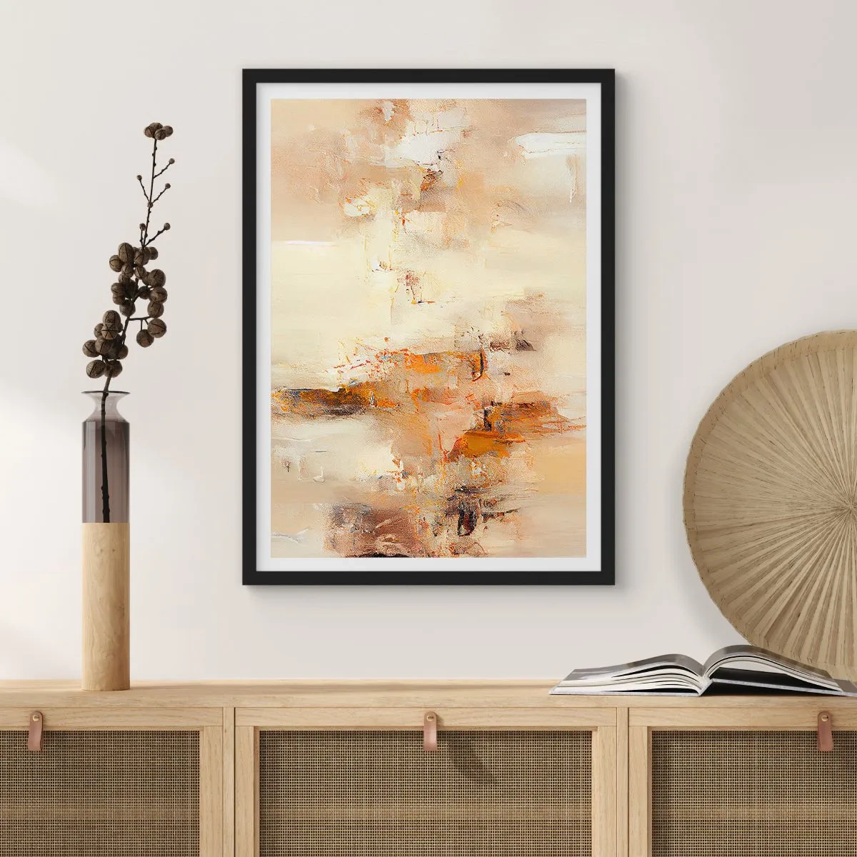 Plakát v černém rámu - Abstraktní kompozice v teplých odstínech béžové a zlaté. - 50x70cm - Duše jantaru - Moderní nástěnná dekorace do obývacího pokoje a ložnice ARTTOR