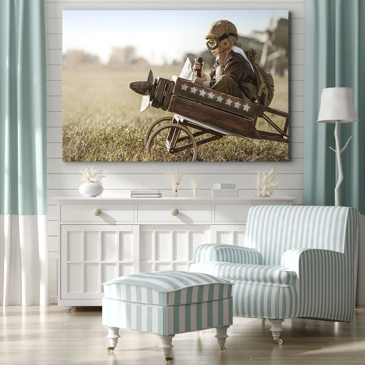 Obraz na plátně - Dítě v hračkovém letadle s polem v pozadí - 70x50cm - Start do snů - Moderní nástěnná dekorace do obývacího pokoje a ložnice ARTTOR