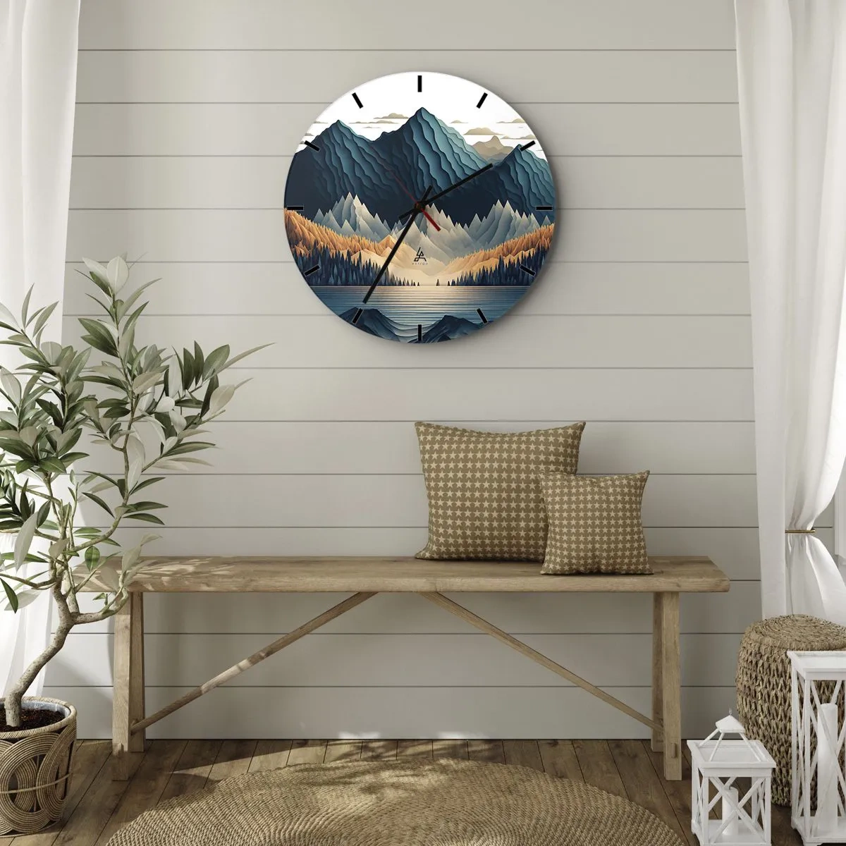 Nástěnné hodiny - Hory v odstínech tmavě modré a béžové nad jezerem ráno - 30x30cm - Dokonalá horská krajina - Moderní nástěnná dekorace do obývacího pokoje, kuchyně a ložnice ARTTOR