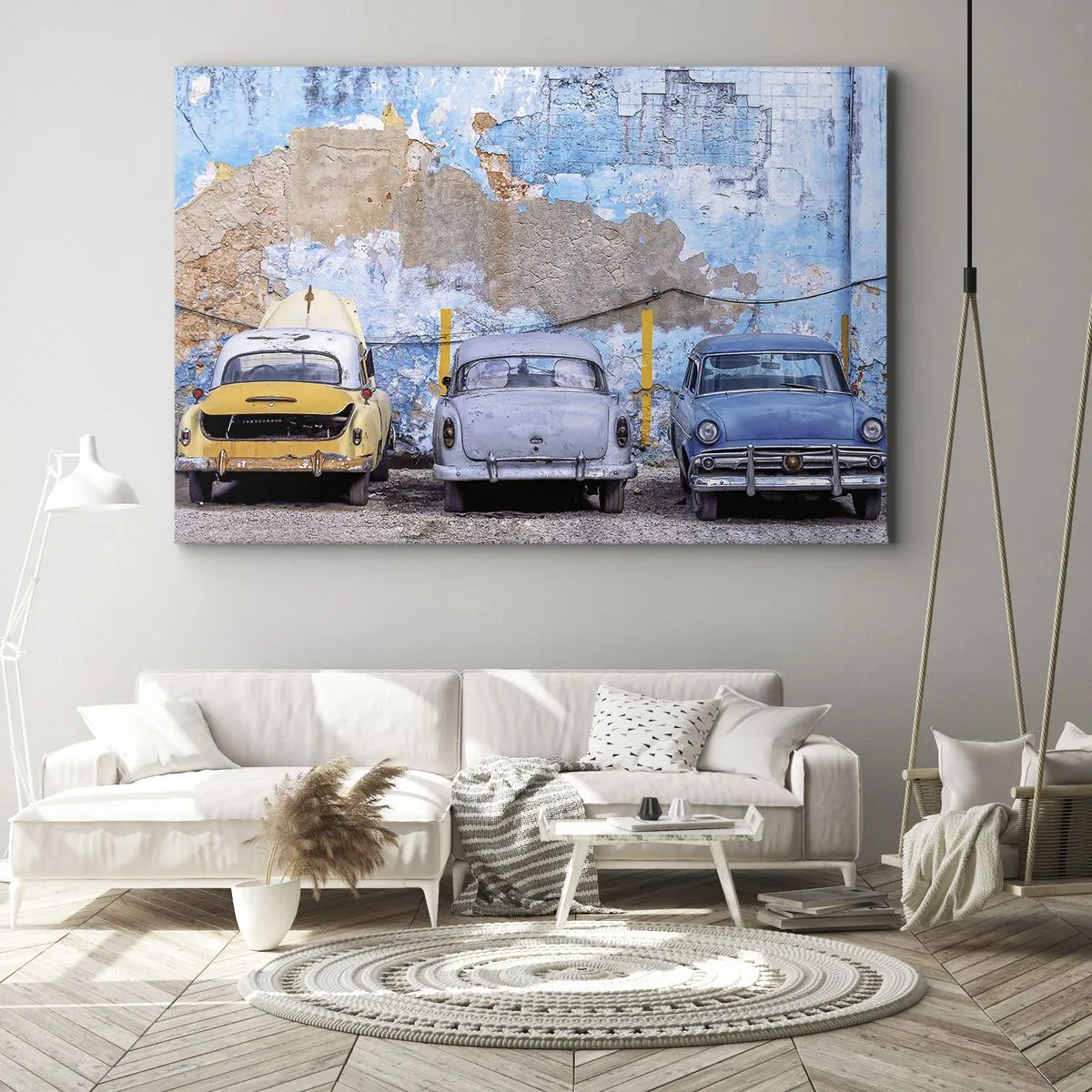 Obraz na plátně - Stará auta na pozadí zničené zdi - 70x50cm - Setkání veteránů - Moderní nástěnná dekorace do obývacího pokoje a ložnice ARTTOR