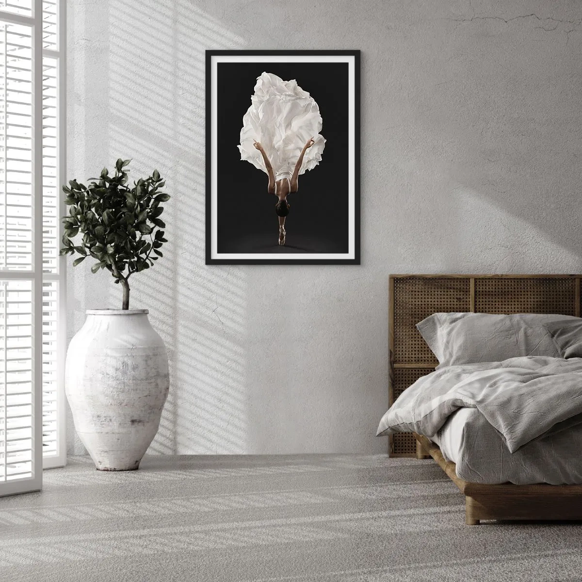 Plakát v černém rámu - Tanečnice v bílých šatech vznášející se ve vzduchu na černém pozadí - 50x70cm - Jedinečná - Moderní nástěnná dekorace do obývacího pokoje a ložnice ARTTOR