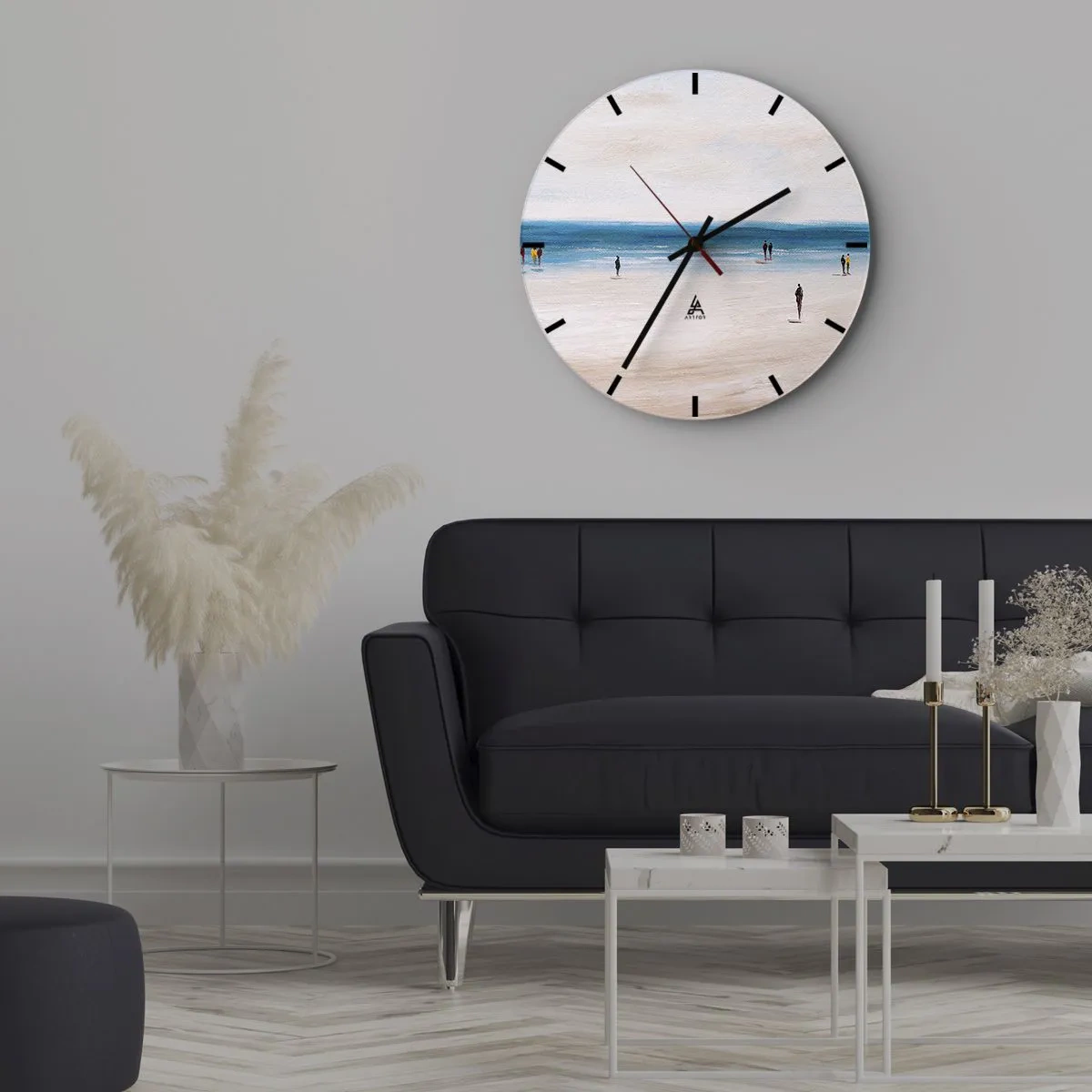 Nástěnné hodiny - Postavy kráčející po pláži s výhledem na klidné moře - 30x30cm - Přirozená potřeba - Moderní nástěnná dekorace do obývacího pokoje, kuchyně a ložnice ARTTOR
