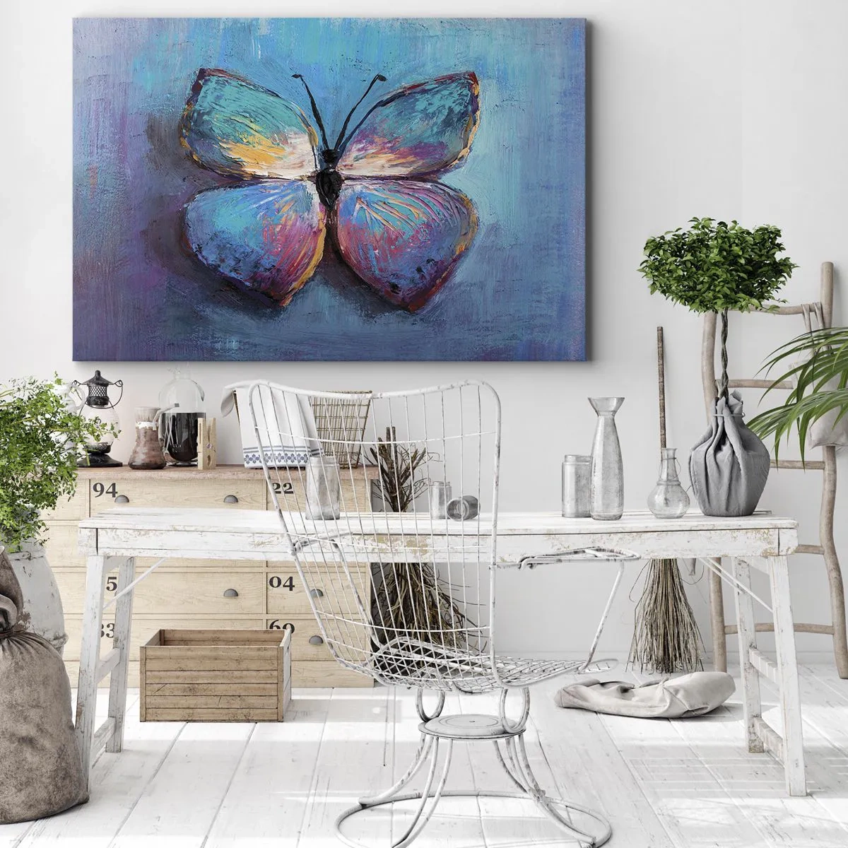 Obraz na plátně - Barevný motýl na modrém pozadí - 70x50cm - V celé své kráse - Moderní nástěnná dekorace do obývacího pokoje a ložnice ARTTOR