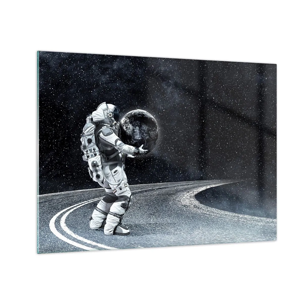 Obraz na skle - Astronaut nesoucí Zemi na její cestě vesmírem - 70x50cm - Na Mléčné dráze - Moderní nástěnná dekorace do obývacího pokoje a ložnice ARTTOR