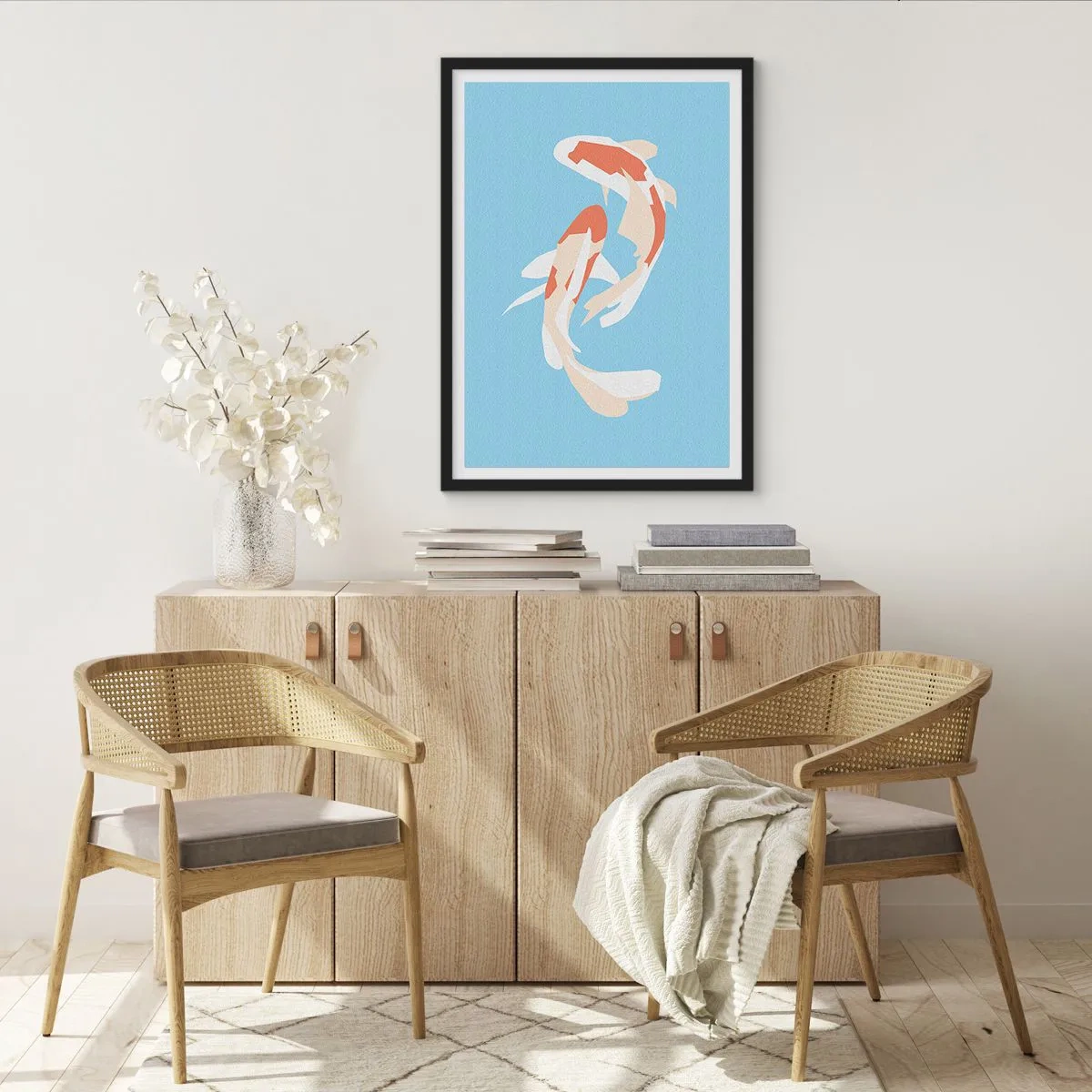 Plakát v černém rámu - Dvě koi ryby plavou v harmonii - 50x70cm - Spontánní synchronizované plavání - Moderní nástěnná dekorace do obývacího pokoje a ložnice ARTTOR