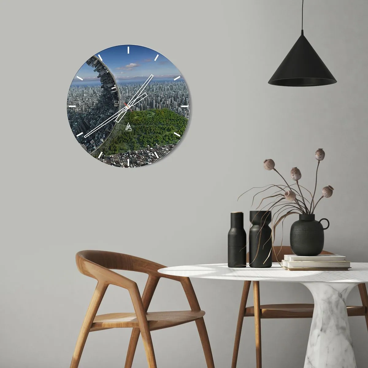 Nástěnné hodiny - Futuristické město s rozbitou strukturou a zelení v pozadí. - 30x30cm - Příroda je věčná - Moderní nástěnná dekorace do obývacího pokoje, kuchyně a ložnice ARTTOR