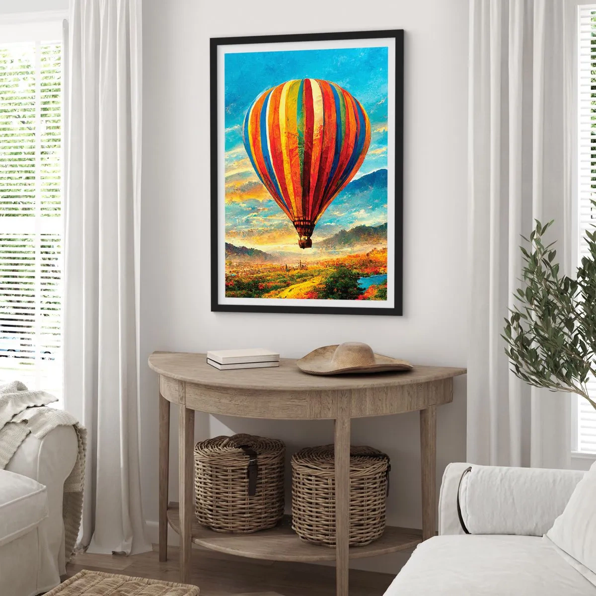 Plakát v černém rámu - Barevný balón nad malebnou krajinou - 50x70cm - V tichu je toho vidět víc - Moderní nástěnná dekorace do obývacího pokoje a ložnice ARTTOR