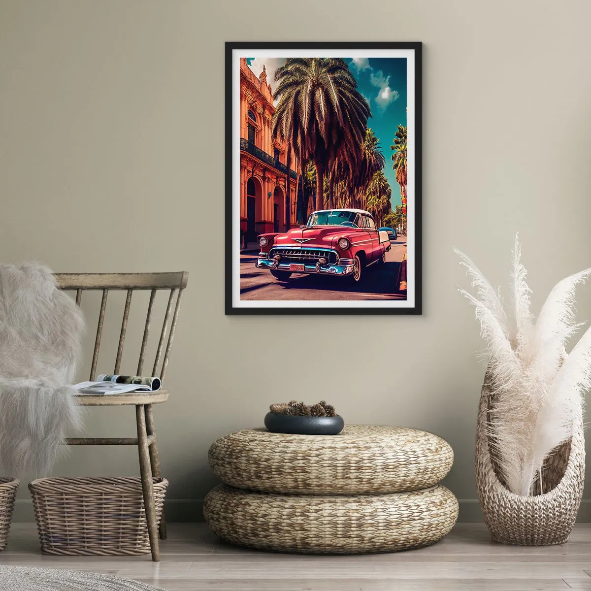 Plakát v černém rámu - Klasické auto na pozadí tropického města - 50x70cm - Pořád ještě v Havaně - Moderní nástěnná dekorace do obývacího pokoje a ložnice ARTTOR